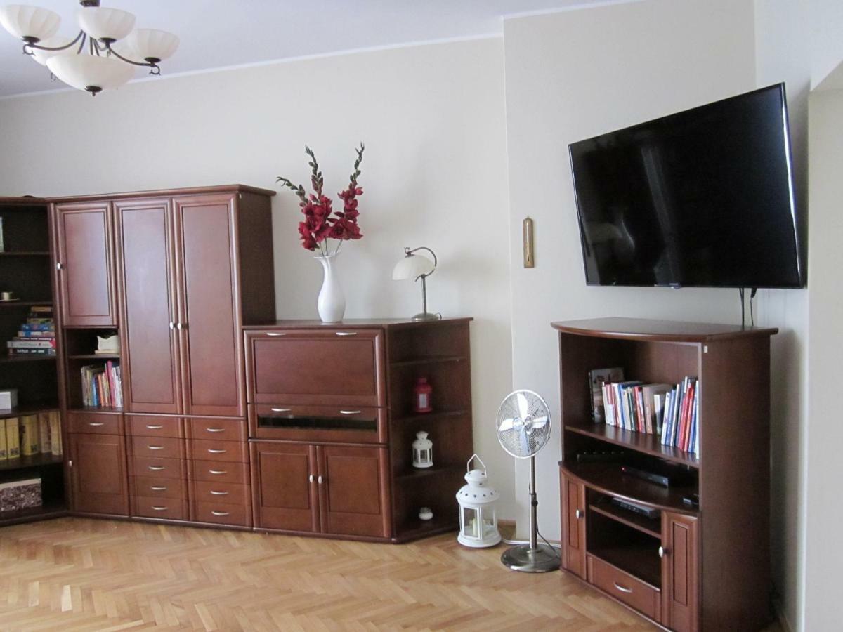 Apartament Kris - faktury VAT- bezpłatny parking, 2 sypialnie, salon, balkon Gdynia Zewnętrze zdjęcie